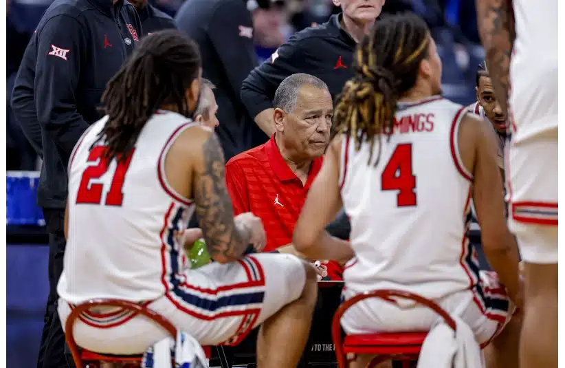Houston Cougars Head coach Kelvin Sampson vs Idaho
