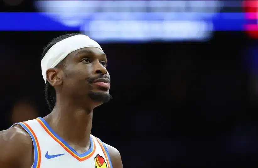 Oklahoma City Thunder guard Shai Gilgeous-Alexander (2) during the second quarter.