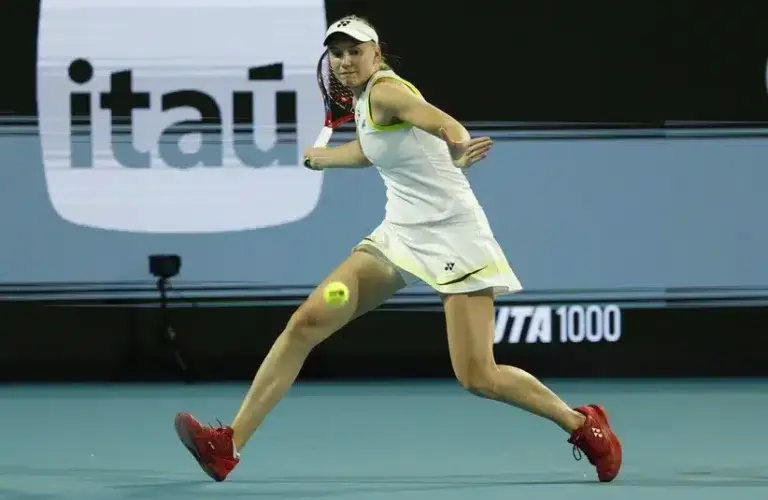 Elena Rybakina (KAZ) hits a forehand