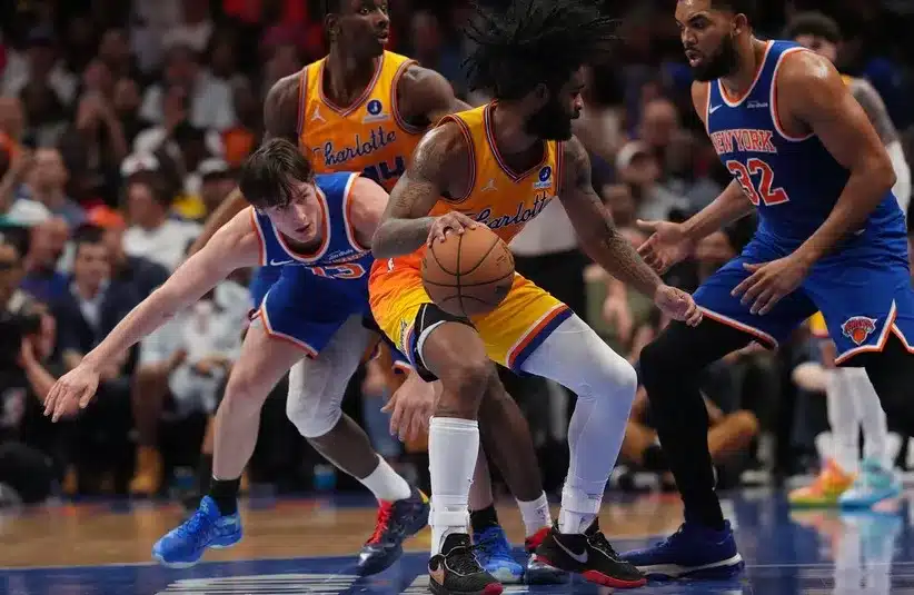 New York Knicks guard Tyler Kolek (13) tries for a steal