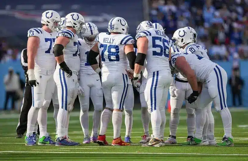 The Colts offensive line will be without center Ryan Kelly.