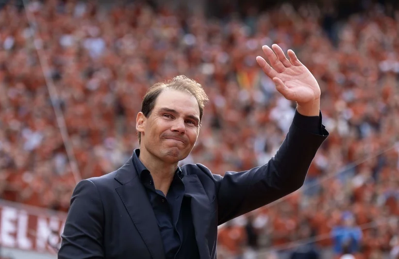 Rafael Nadal waving to the fans