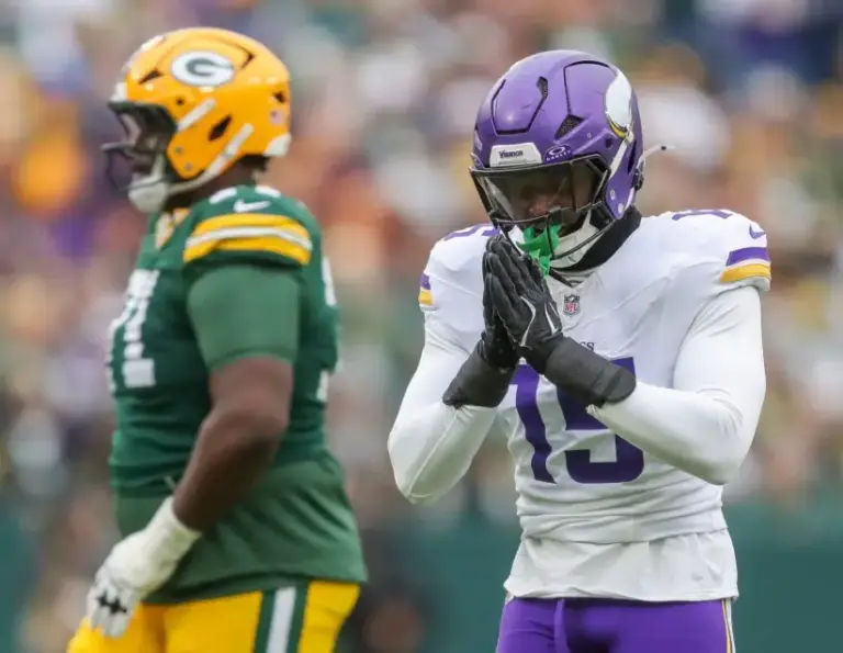Dolphins vs. Vikings preview: Vikings linebacker Dallas Turner celebrates a sack