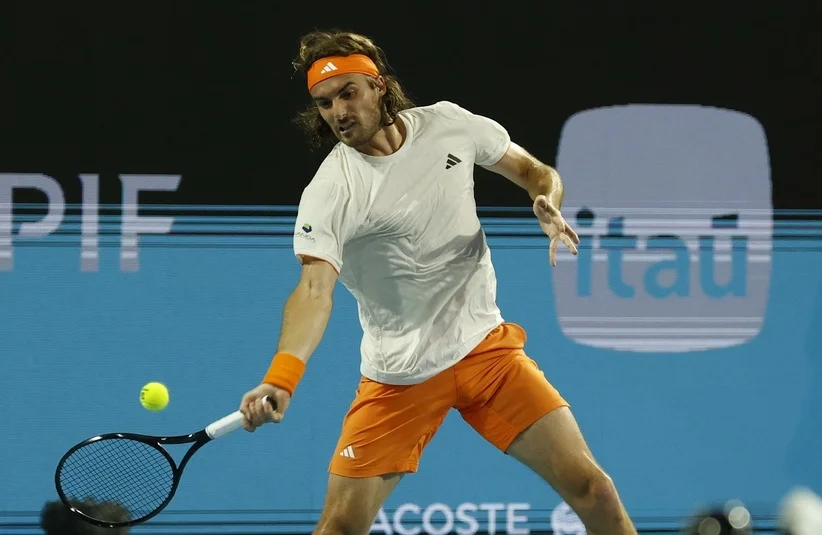 Stefanos Tsitsipas hitting a forehand