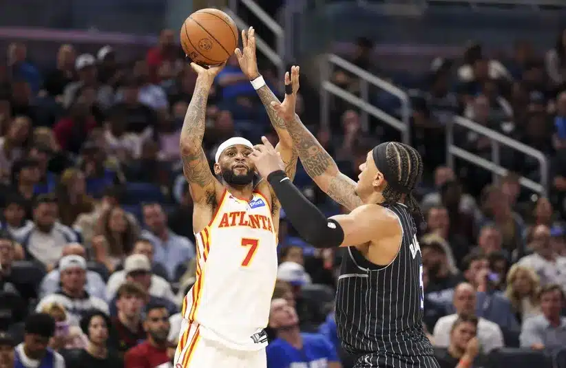 Atlanta Hawks guard Nickeil Alexander-Walker (7) shoots the ball.