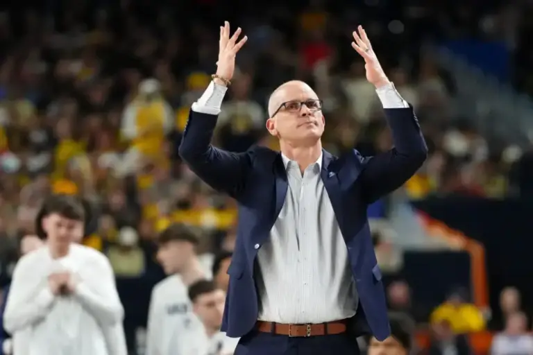 UConn's Dan Hurley on the state of the transfer portal
