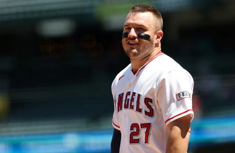 Los Angeles Angels center fielder Mike Trout (27) looks on during the second inning. He leads his team against the Yankees. Mandatory Credit: Kiyoshi Mio-Imagin Images