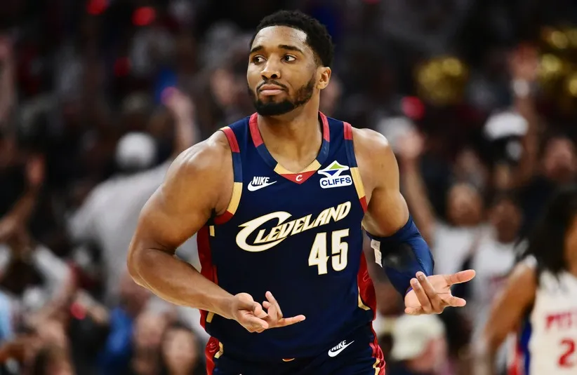 Cleveland Cavaliers guard Donovan Mitchell celebrates a 3-pointer against the Detroit Pistons in the 2026 NBA playoffs