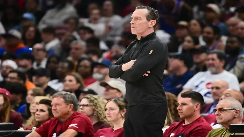 Cleveland Cavaliers head coach Kenny Atkinson looks on during the third quarter.