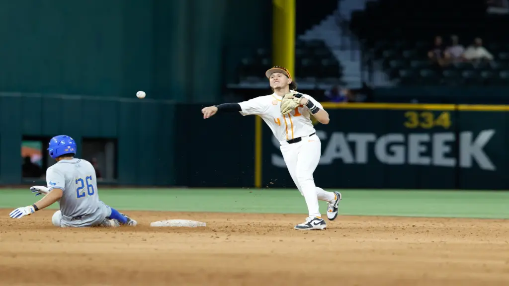 College Baseball double play.