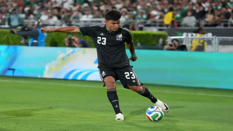 May 30, 2026; Pasadena, California, USA; Mexico midfielder Brian Gutiérrez (23) against Australia in the second half at Rose Bowl Stadium.