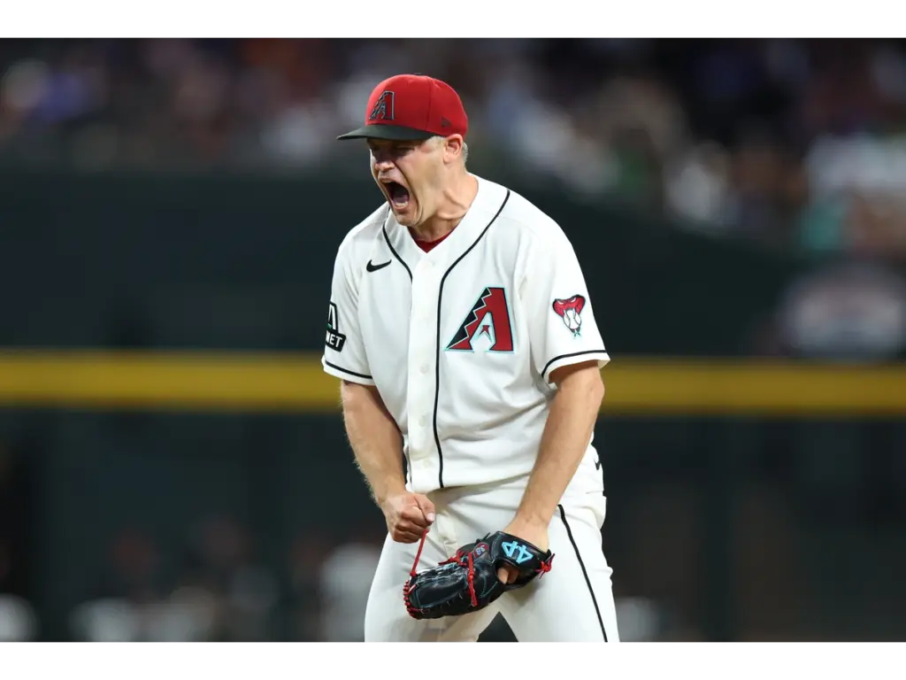 Jun 4, 2026; Phoenix, Arizona, USA; Arizona Diamondbacks closing pitcher Paul Sewald (38) reacts after striking out an Arizona Diamondbacks batter in the ninth inning at Chase Field. The Diamondbacks faces the Yankees on September 18. Mandatory Credit: Anna Carrington-Imagn Image