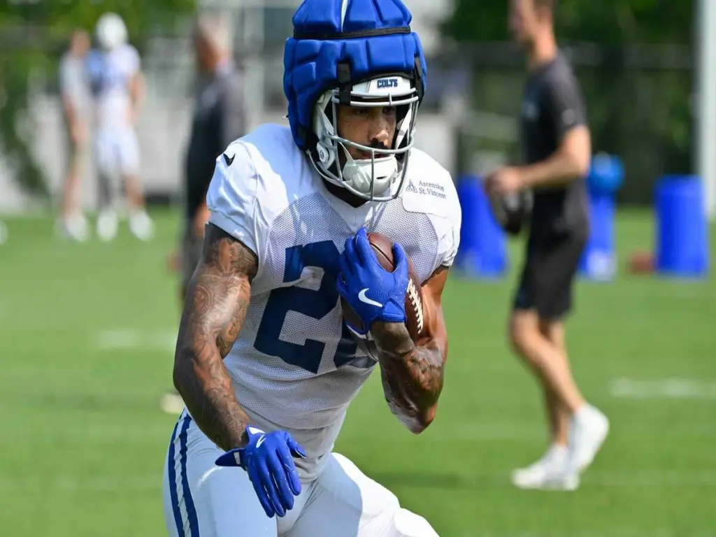 Colts rookie running back Seth McGowan running drills at practice.