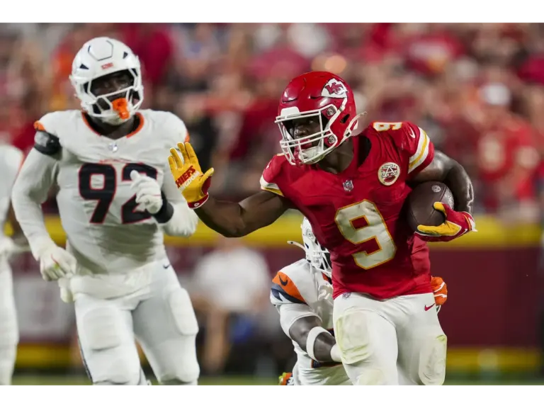 Sep 14, 2026; Kansas City, Missouri, USA; Kansas City Chiefs running back Kenneth Walker III (9) runs the ball during the first half against the Denver Broncos at Arrowhead Stadium. Mandatory Credit: Jay Biggerstaff-Imagn Images