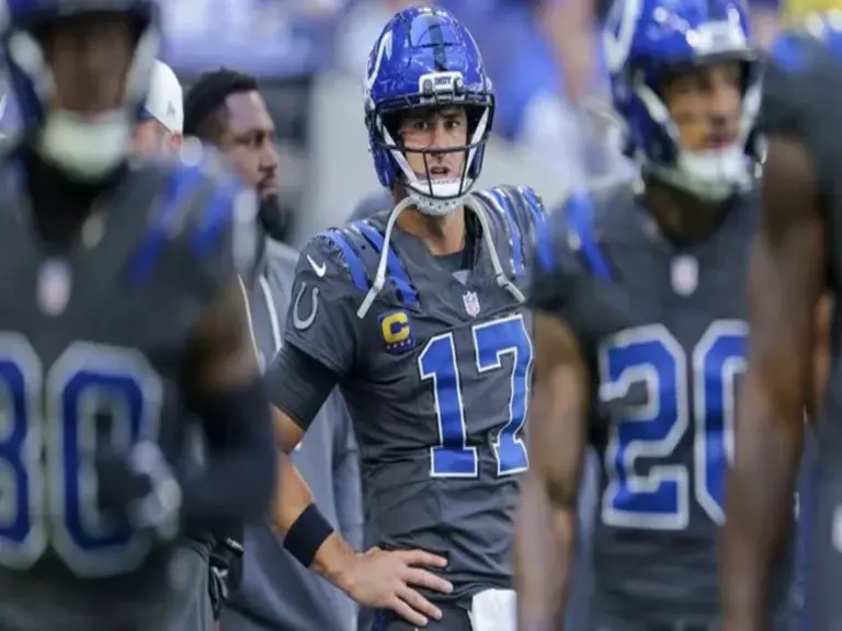 Colts QB Daniel Jones on the sidelines during the teams week 3 game against the Texans.