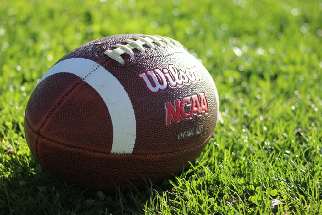 NM State Western Kentucky recap: a football game in a stadium at night, Week 5, Pitt vs. Virginia Tech